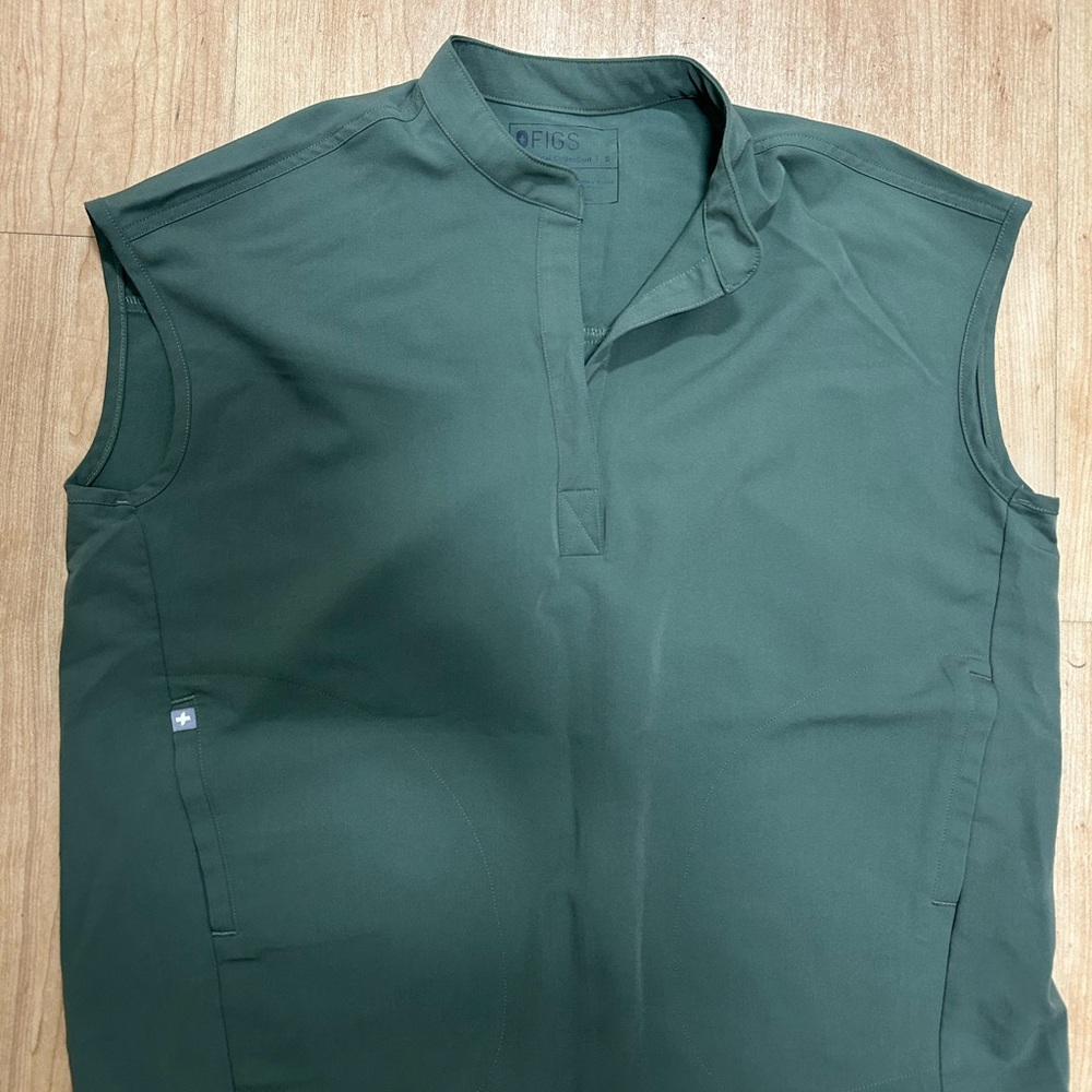 Figs Rafaela small top